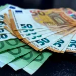 Monstat: Prosječna zarada u maju 1,03 hiljade EUR