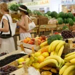 Fitosanitarna inspekcija u junu spriječila uvoz nebezbjedne hrane: Brašno vraćeno zbog isteklog roka, uništeno 20 tona banana
