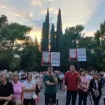 Unija slobodnih sindikata Crne Gore performansom u "5 do 12" traži veće plate