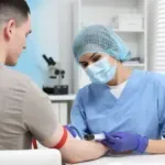 Test iz krvi mogao bi da otkrije rizik od Alchajmerove bolesti 10 godina prije prvih simptoma