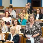 Mandić: Nijedno društvo ne može biti zadovoljno dok postoje prepreke koje ograničavaju ravnopravno učešće žena