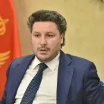 Abazović: Umjesto da pomogne građanima, vlast samo razmišlja kako da poveća broj fotelja