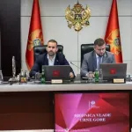 Rekonstrukcija vlade još uvijek na čekanju: Pritisak Brisela na Spajića ili politička partija šaha?
