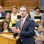 Za Spajića Vlada nije glomazna, ali je previše poslanika