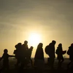 (VIDEO) Migrantski talas neslućenih razmjera: 49.000 ljudi u jednom danu ušlo u Seutu