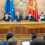 Sagovornici "Dana": Pritisak Brisela Skupštinu drži u evropskoj agendi