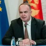 Za Đeljošaja Ulcinj albanski grad, parlamentarna većina i Vlada bez komentara