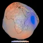 (VIDEO) Da li naša planeta izgleda kao krompir ili kao plavi kliker