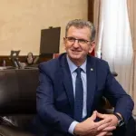 Ustavne promjene na dnevnom redu prije septembra: Spremni da ispune obaveze do kraja avgusta