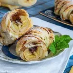 Napravite ukusno lisnato tijesto s bananama i čokoladom
