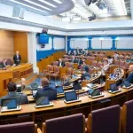 Sagovornici "Dana" o rejtingu partija: Između statistike i oblikovanja biračke volje