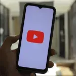 Jutjub nudi milione kreatorima da ne pređu na Netfliks