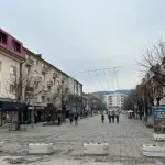 Berancu određeno zadržavanje: Prijetio nevjenčanoj supruzi, pokušao da udari policajca