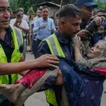 (VIDEO) Zastrašujući trenutak udara: Bujica u Nepalu nosi sve pred sobom, sve nestaje u deliću sekunde