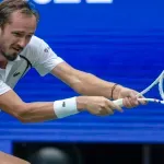 Medvedev siguran, Krejčikova eliminisana