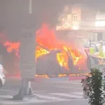 Požar u Siti kvartu: Izgorio automobil na parkingu