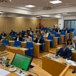 Komplikuje se političa situacija u Glavnom gradu: Crveni tasteri za skoro pola predloženih odluka