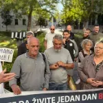 Protest stanovnika Gornje Vrbice ispred zgrade Glavnog grada: Traže obećanu vodu