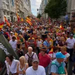 (VIDEO) Protest u Madridu zbog situacije u Seuti: Desničari traže ostavku Sančeza