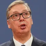 Vučić podnio ostavku
