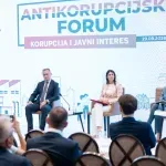 Sa antikorupcijskog panela poručeno: Ugroženi građani po godinu čekaju pomoć države