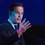 Rute: NATO je spreman, ali nema neposredne prijetnje od Rusije