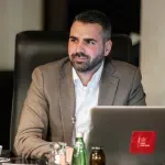 ASK ispituje da li Krvavac krši zakon: Uz platu još tri naknade mjesečno
