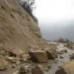 Zbog mogućih odrona vozačima se savjetuje oprez