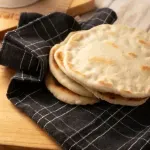 Tajna najmekšeg turskog hleba: Jednostavan recept za bazlamu koja se peče u tiganju