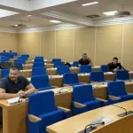 (VIDEO) Oko zaštitnih stubića nema stranačkih mimoilaženja