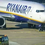 Od čega zavisi koliku odštetu bi mogao da dobije putnik koji je delimično ispao iz aviona Rajanera?