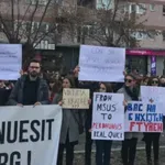 Kosovo: Četvrta noć protesta zbog presude Specijalizovanih veća u Hagu