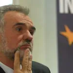 Feljton Jovana Komšića: Lica i naličja našeg lajt fašizma