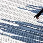 „Sećanje na genocid je odgovornost prema budućnosti“: Šef delegacije EU u BiH i ambasadori posetili Memorijalni centar Srebrenica