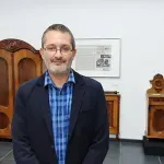 Građani Zrenjanina protestovali zbog odluke da kustos Dejan Vorgić ostane bez posla