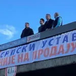Dveri: Vučić pokušava da posvađa studente iz Srbije i Republike Srpske