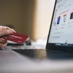 Domaće firme koje posluju onlajn mogu da naplaćuju u devizama od stranih kupaca, ali banke i dalje ključna prepreka