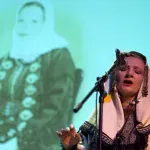 Pevačica iz Srbije privedena u Hrvatskoj zbog izvođenja pesme: Izrečena joj je kazna