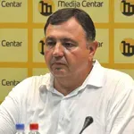 „Kune se u Šešelja, a ide stopama Biserko“: Dragomir Anđelković o Vučićevom predlogu da „ode u Kačanik“