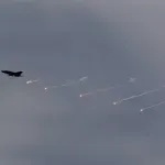 Uzbuna u članici NATO-a: Dron ušao u vazdušni prostor Rumunije, pilot F-16 pucao i srušio ga