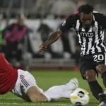 Prekaljeni defanzivac potpisao jednogodišnji ugovor sa Mančester junajtedom