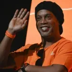 „Magija se vraća na teren“: Ravena otkrila kada će Ronaldinjo debitovati