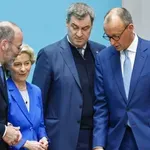 EPP: Prizori sa Mladićeve sahrane ne mogu se ignorisati u preispitivanju statusa SNS