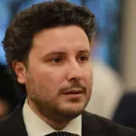 Incident u sudu u Podgorici: Biznismen Ranko Ubović pokušao da se fizički obračuna sa Dritanom Abazovićem