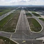 Forbes: Privatna firma bliska Gašiću postala suvlasnik rezervoara na aerodromu koje su koristili robne rezerve i NIS