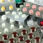 Privedena zbog posedovanja 95 različitih vrsta tableta sa liste psihoaktivnih supstanci