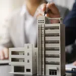 Čekajući pad cena kupci nekretnina izgubili četiri kvadrata: Da li se isplati nada u “pucanje balona”?