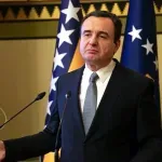 Koha: Kurtijevo izdvajanje po 100 evra za decu i penzionere ocenjeno kao izborna korupcija