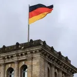 Nemačka suspendovala obaveznu dozvolu od vojske za duge inostrane boravke za muškarce