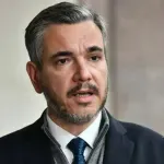 Obradović: Vučić mora da odgovori ko je iz njegovog kabineta upravljao projektom pruge